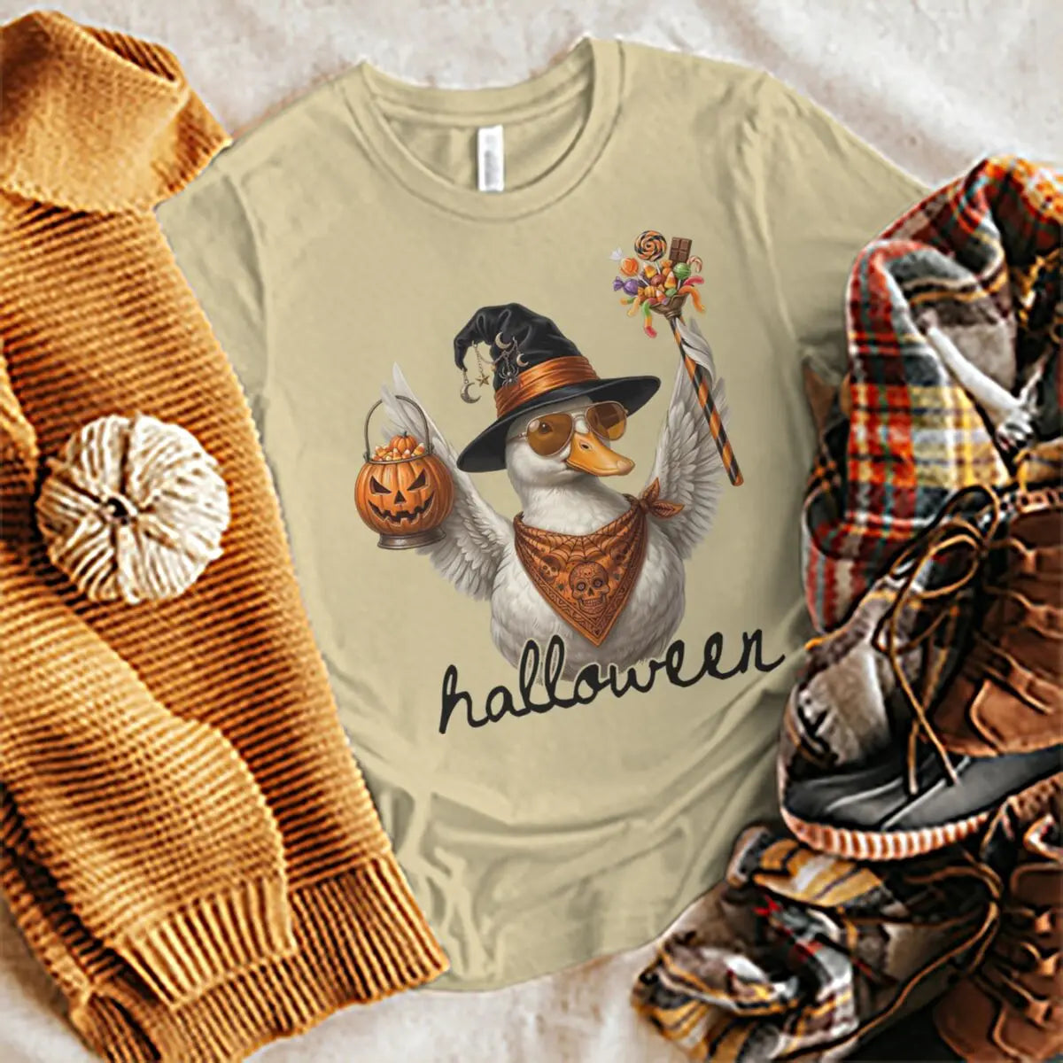 Halloween Shirts for Women Men Vintage Raccoon and Goose T-Shirt Cute Spooky Season Short Sleeve Tee Tops